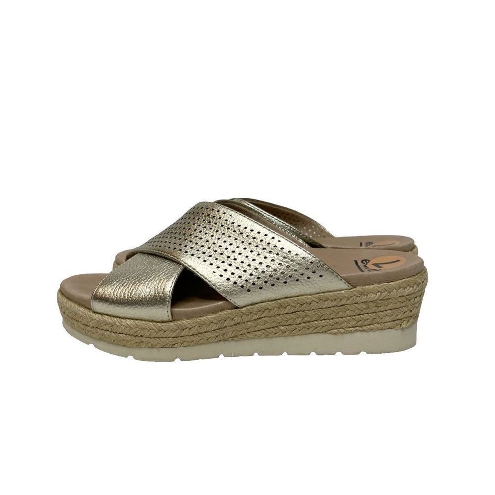 Earth modena marigold gold leather espadrille wedges size 7